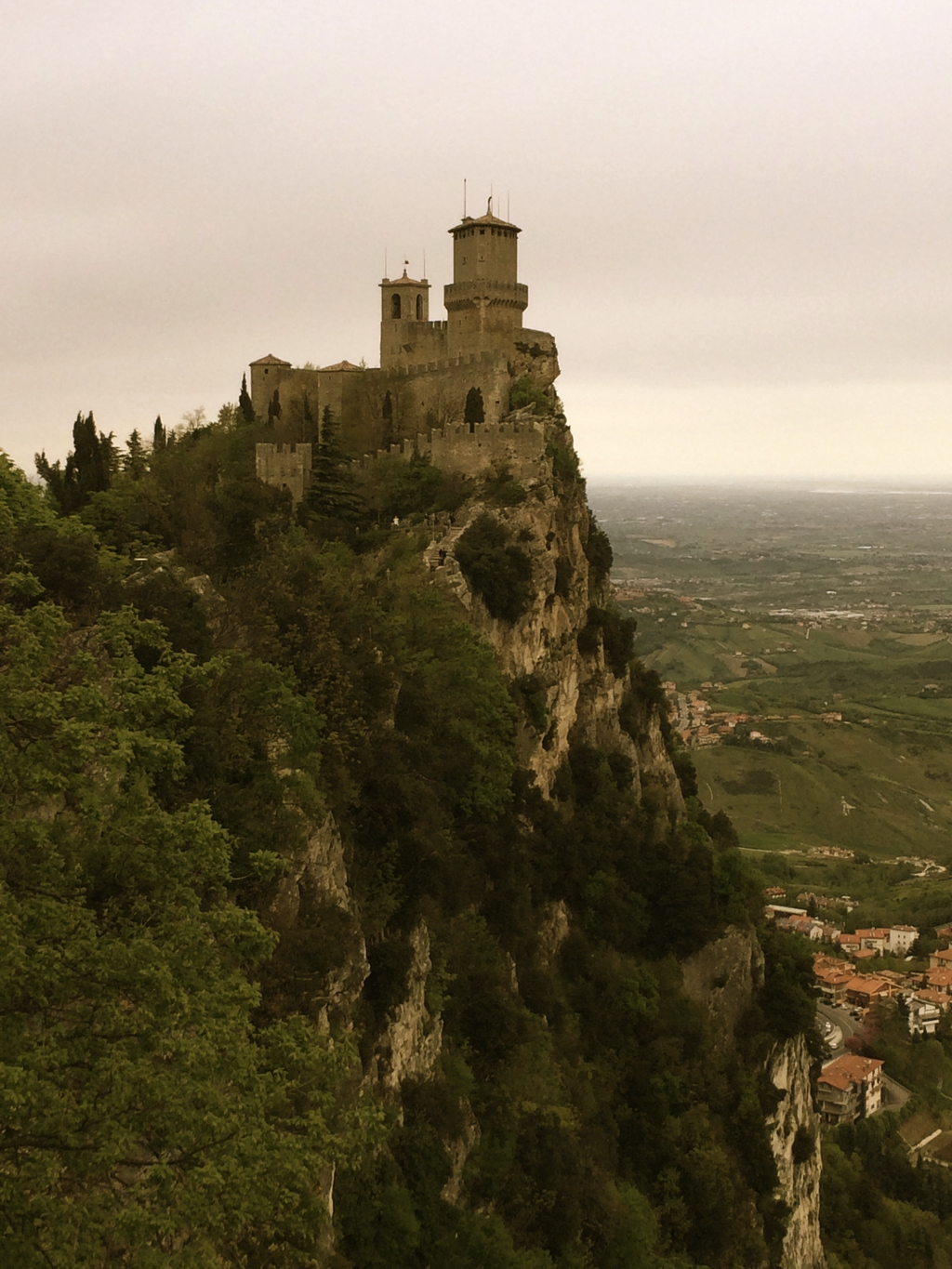 Descobrindo a República mais antiga do mundo: San Marino