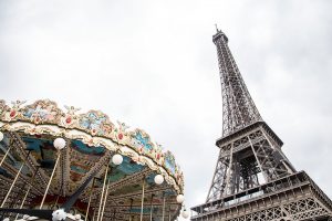 Carrossel e Torre Eiffel